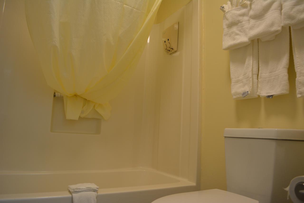 Southern Inn Lumberton - thumb 5