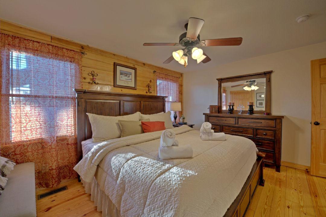 Sky High Cabin - thumb 19