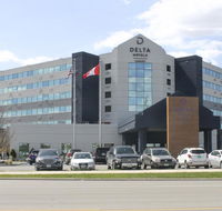 Delta Hotels by Marriott Fargo - Accommodation Rooms