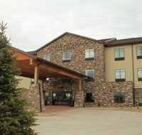 Little Missouri Inn  Suites New Town - Accommodation Rooms
