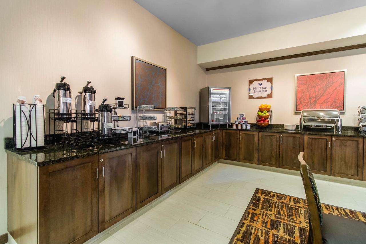 MainStay Suites Event Center - thumb 7