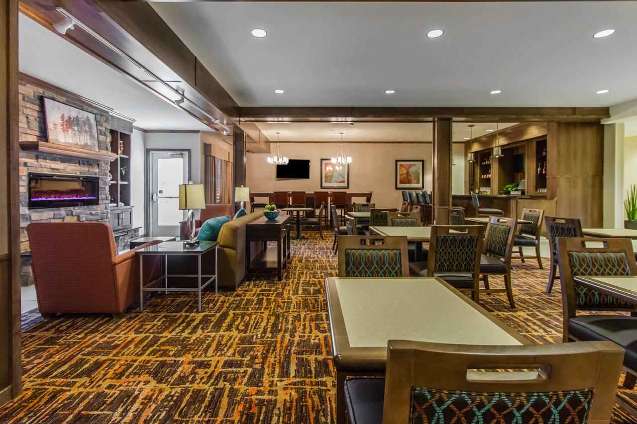 MainStay Suites Event Center - thumb 6