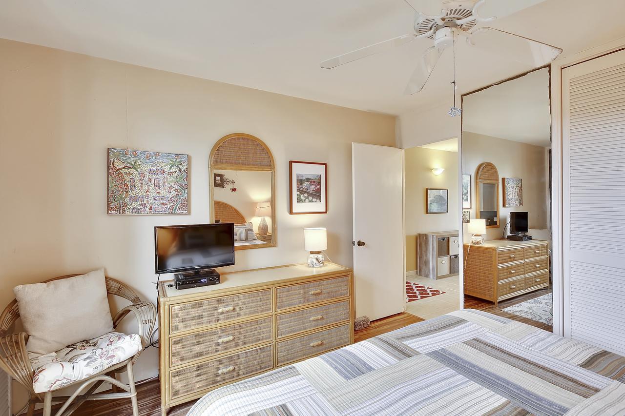 077 West Condo - thumb 24