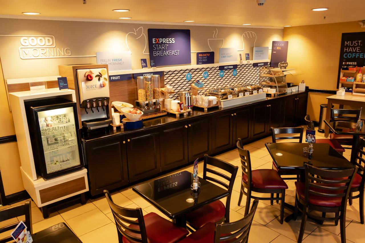 Holiday Inn Express & Suites Columbus East - Reynoldsburg - thumb 2