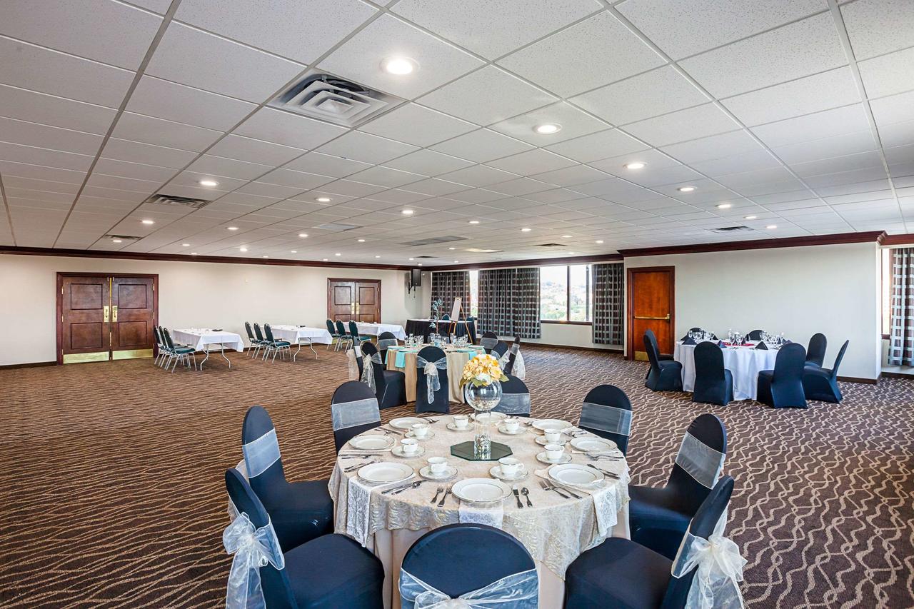 Quality Inn & Suites Cincinnati Downtown - thumb 21