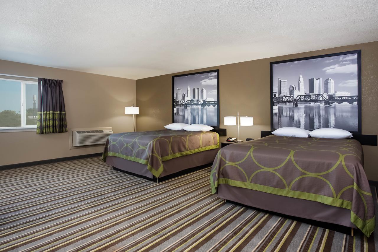 Super 8 By Wyndham Sidney - thumb 12