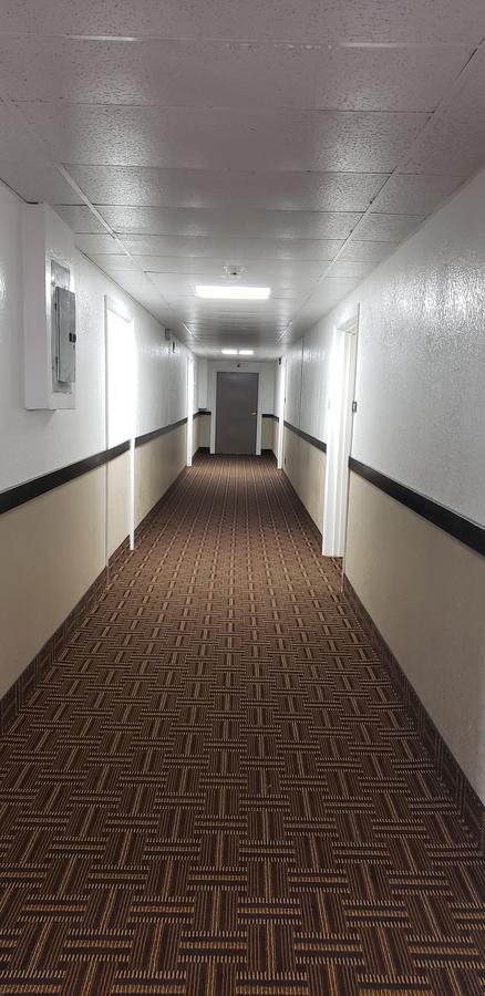 Super 8 By Wyndham Sidney - thumb 25