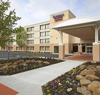 Fairfield Inn  Suites by Marriott Cleveland Beachwood - Accommodation Rooms