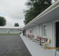 Great Lakes Motel - Accommodation Rooms