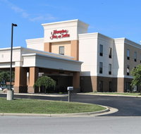 Hampton Inn & Suites Fremont - Accommodation Rooms