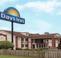 Days Inn by Wyndham Shawnee - Accommodation Rooms
