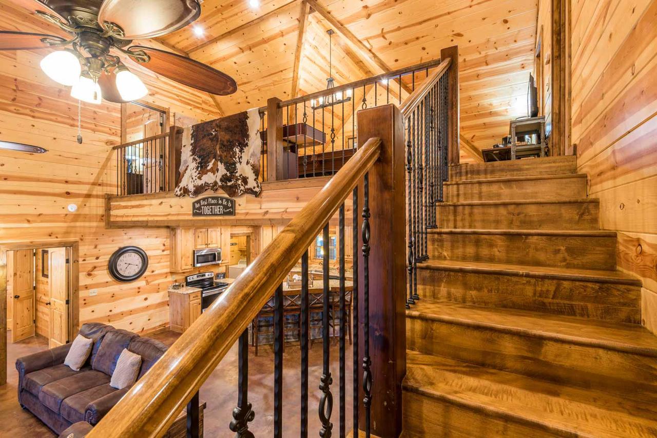 Silver Dollar Lodge (5 Bdrm) (High Lux) Hot Tub Cabin - thumb 27