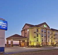 Holiday Inn Express Hotel  Suites Shawnee I-40 - Accommodation Rooms