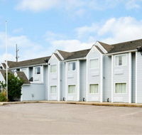 Americas Best Value Inn and Suites Ada - Accommodation Rooms