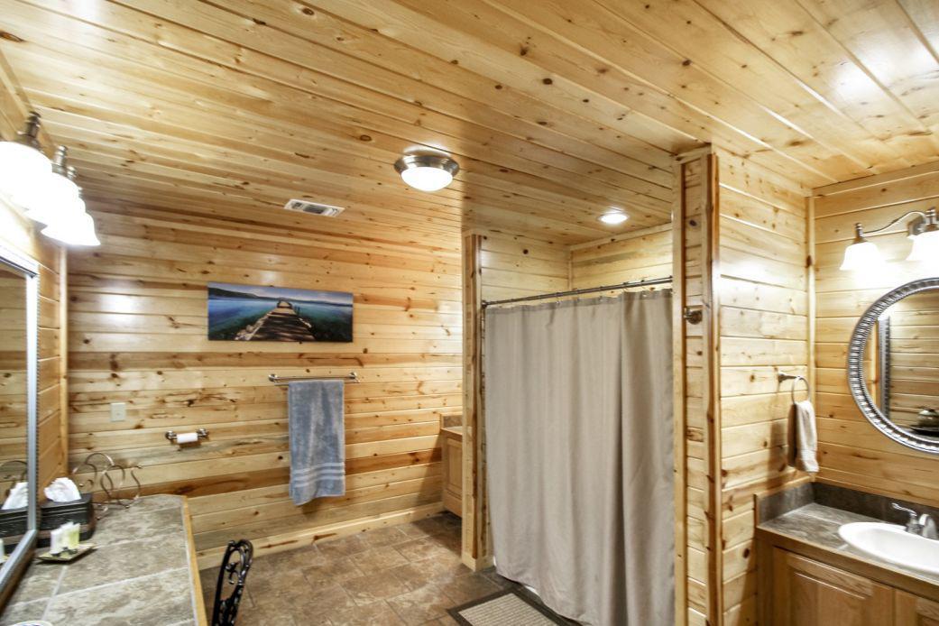 Panther Creek Lodge (2 Bdrm) (High Eco) (Hot Tub) Cabin - thumb 1