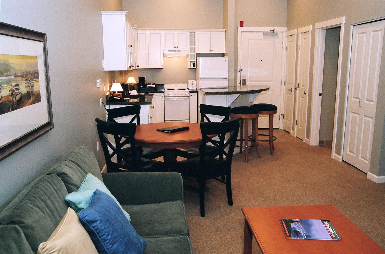 Rivertide Suites - thumb 1