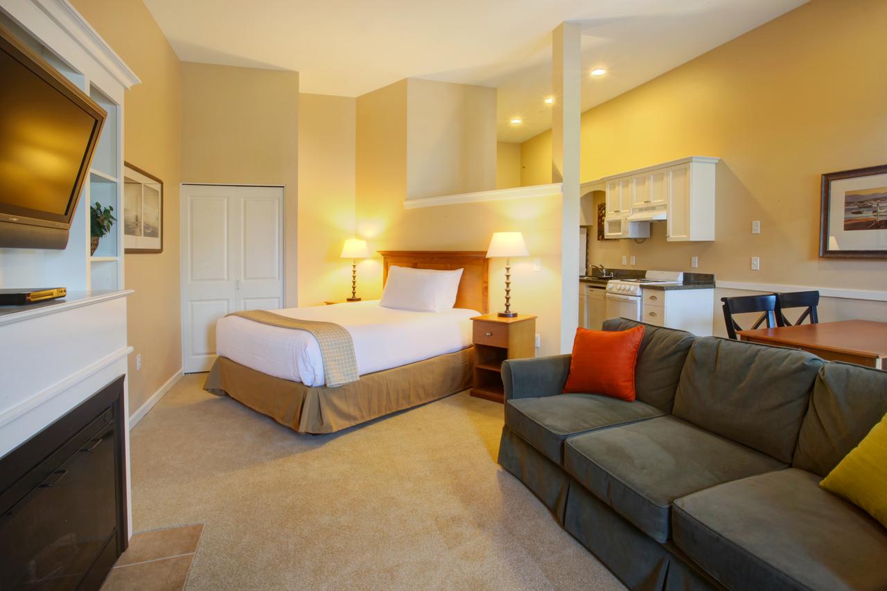 Rivertide Suites - thumb 25