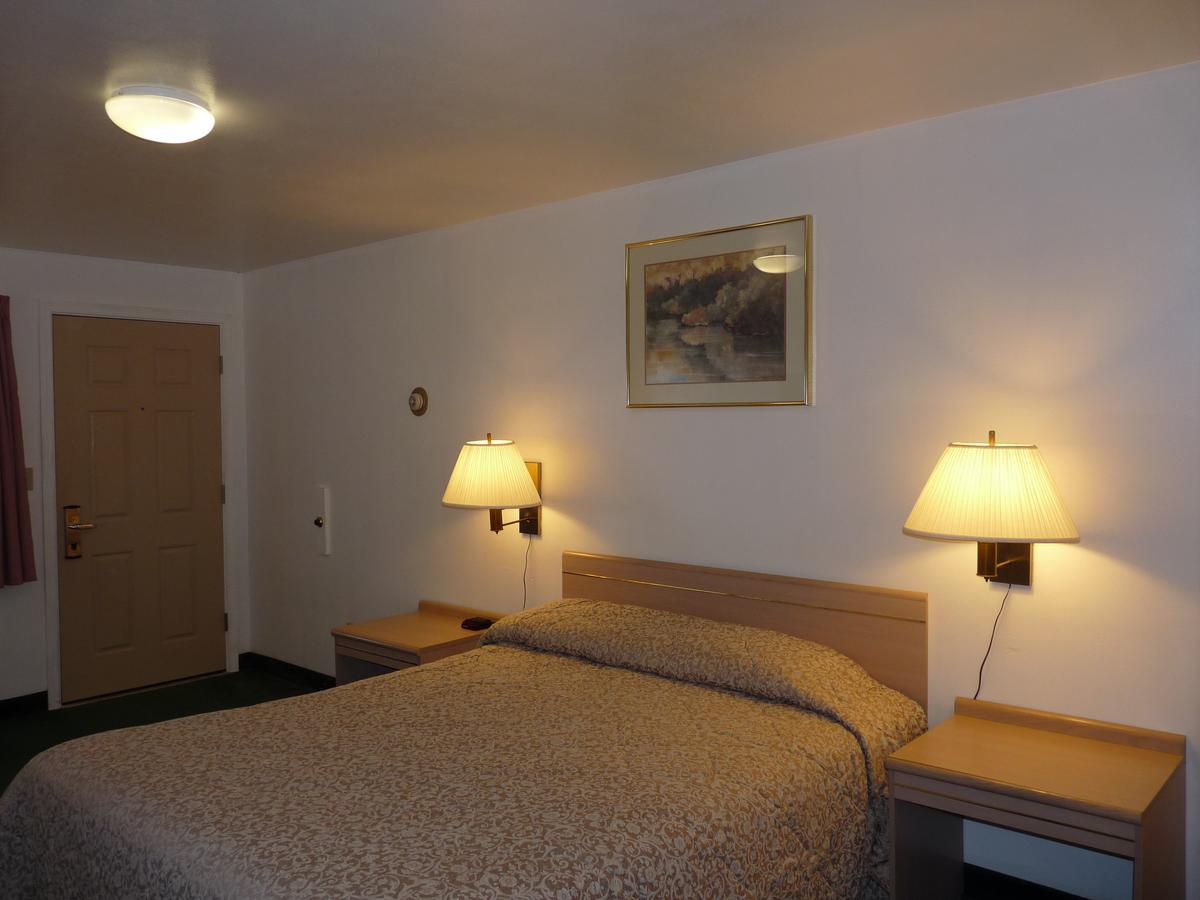 Columbia Inn - thumb 4