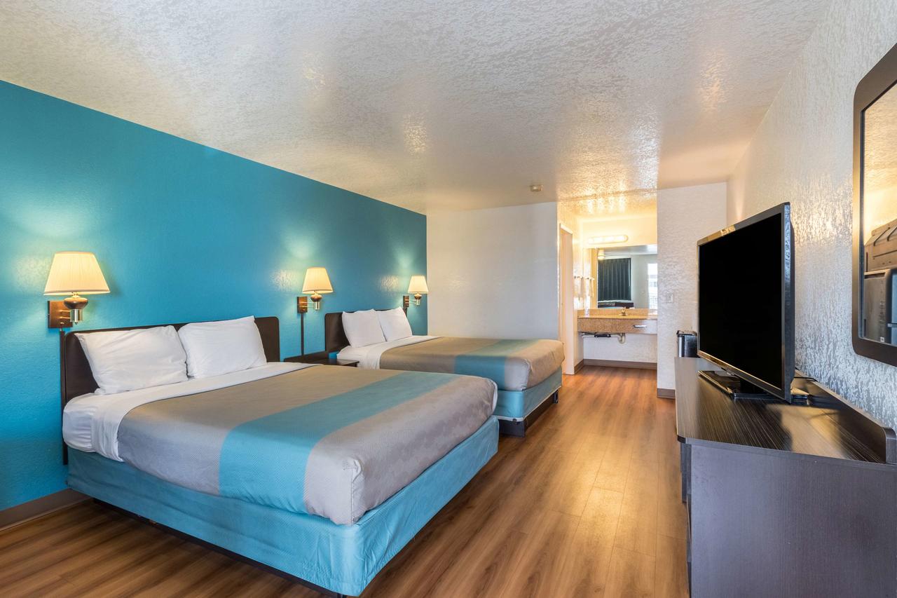 Motel 6 Astoria - thumb 16
