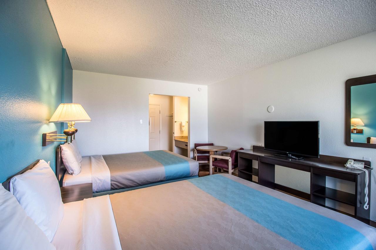 Motel 6 Astoria - thumb 20