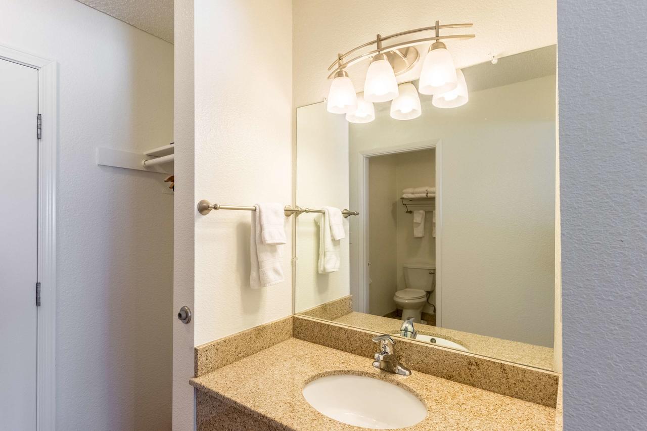 Motel 6 Astoria - thumb 26