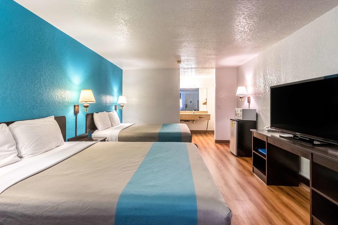 Motel 6 Astoria - thumb 18