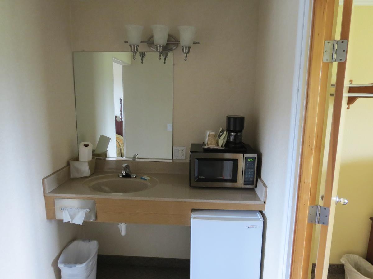 Western Royal Inn - thumb 6