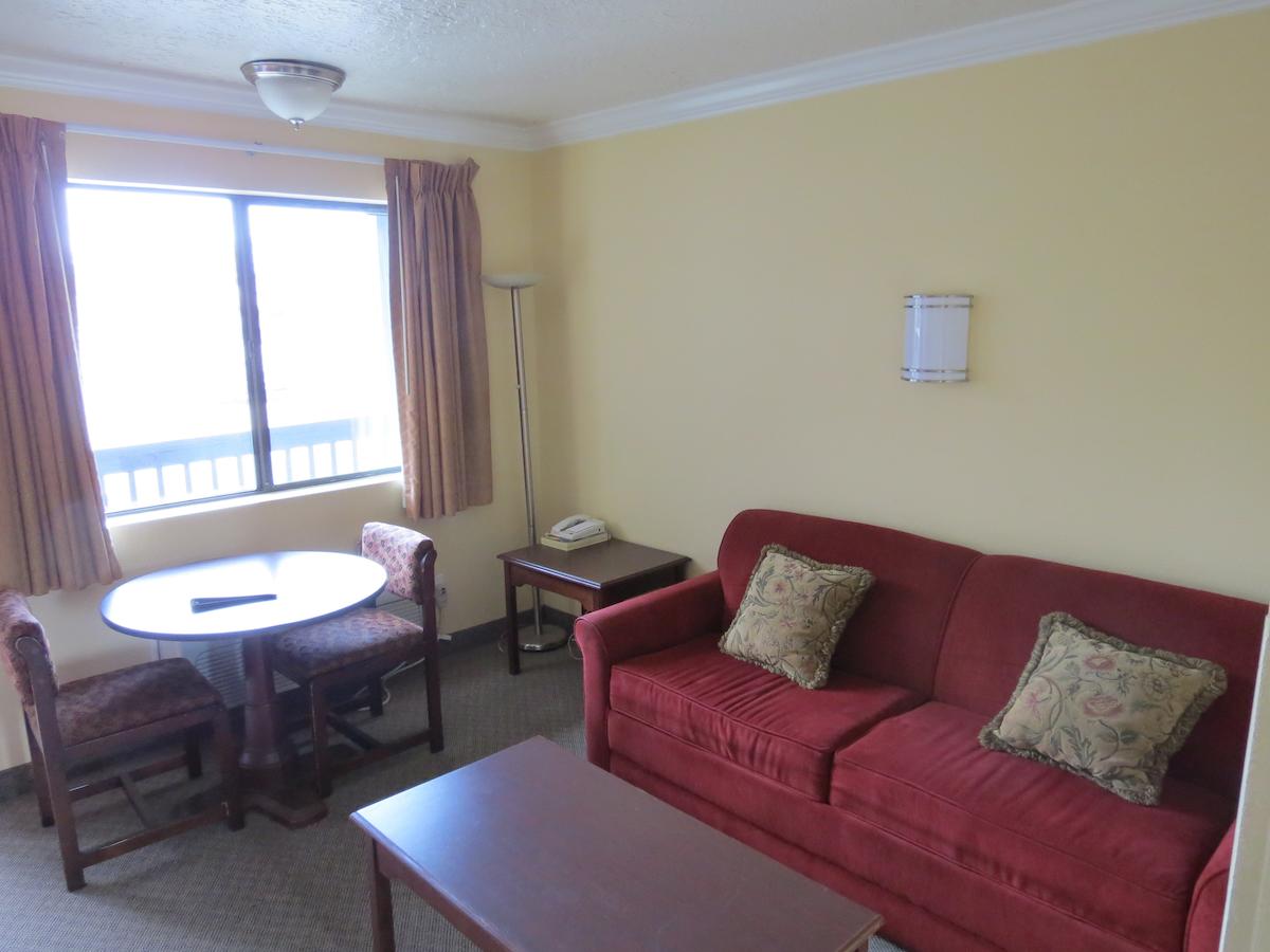 Western Royal Inn - thumb 12