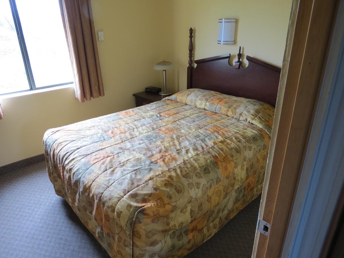 Western Royal Inn - thumb 11