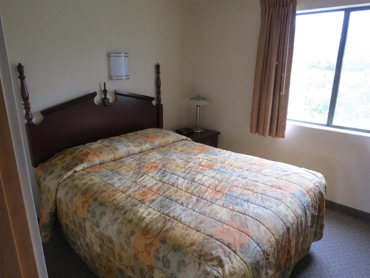 Western Royal Inn - thumb 13