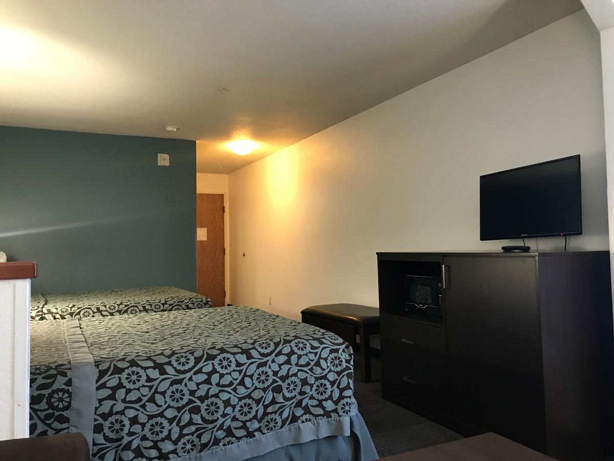 Days Inn & Suites By Wyndham Gresham - thumb 3