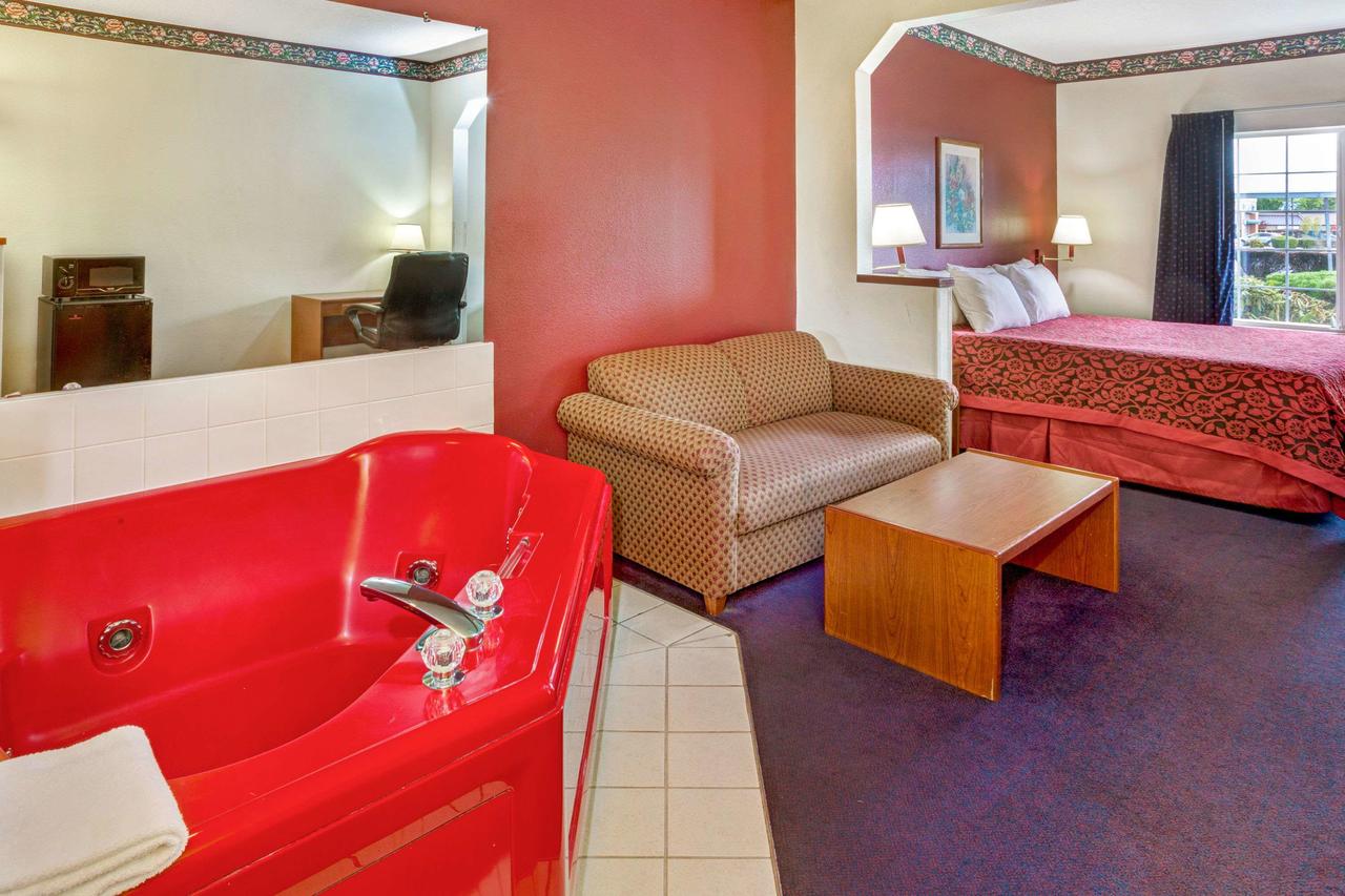 Days Inn & Suites By Wyndham Gresham - thumb 18