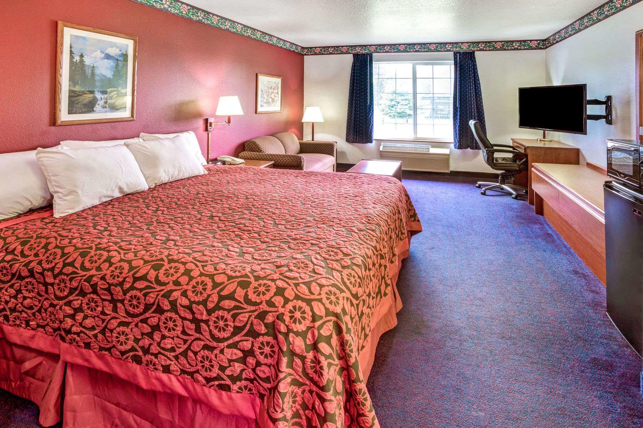 Days Inn & Suites By Wyndham Gresham - thumb 6