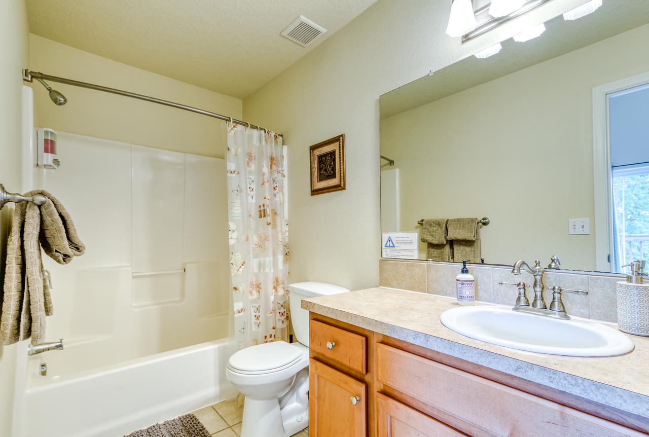 Troutdale Escape - 3 Bed 3 Bath Vacation Home In Troutdale - thumb 21