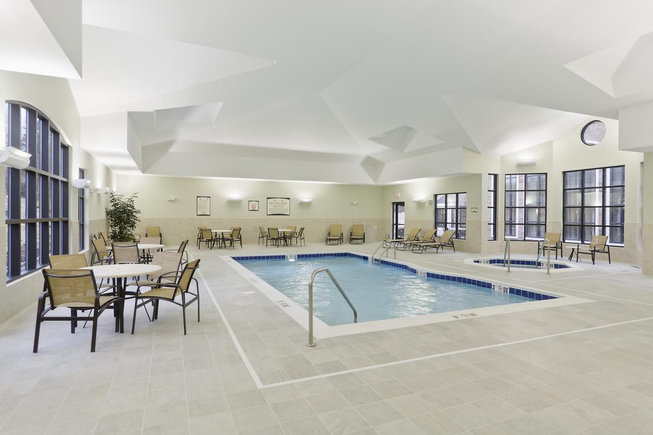 Staybridge Suites Montgomeryville - thumb 4