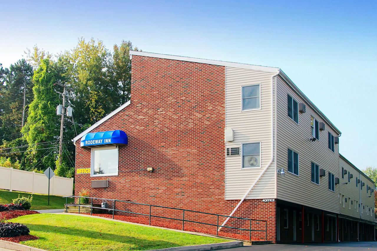 Rodeway Inn State College - Near University - thumb 17