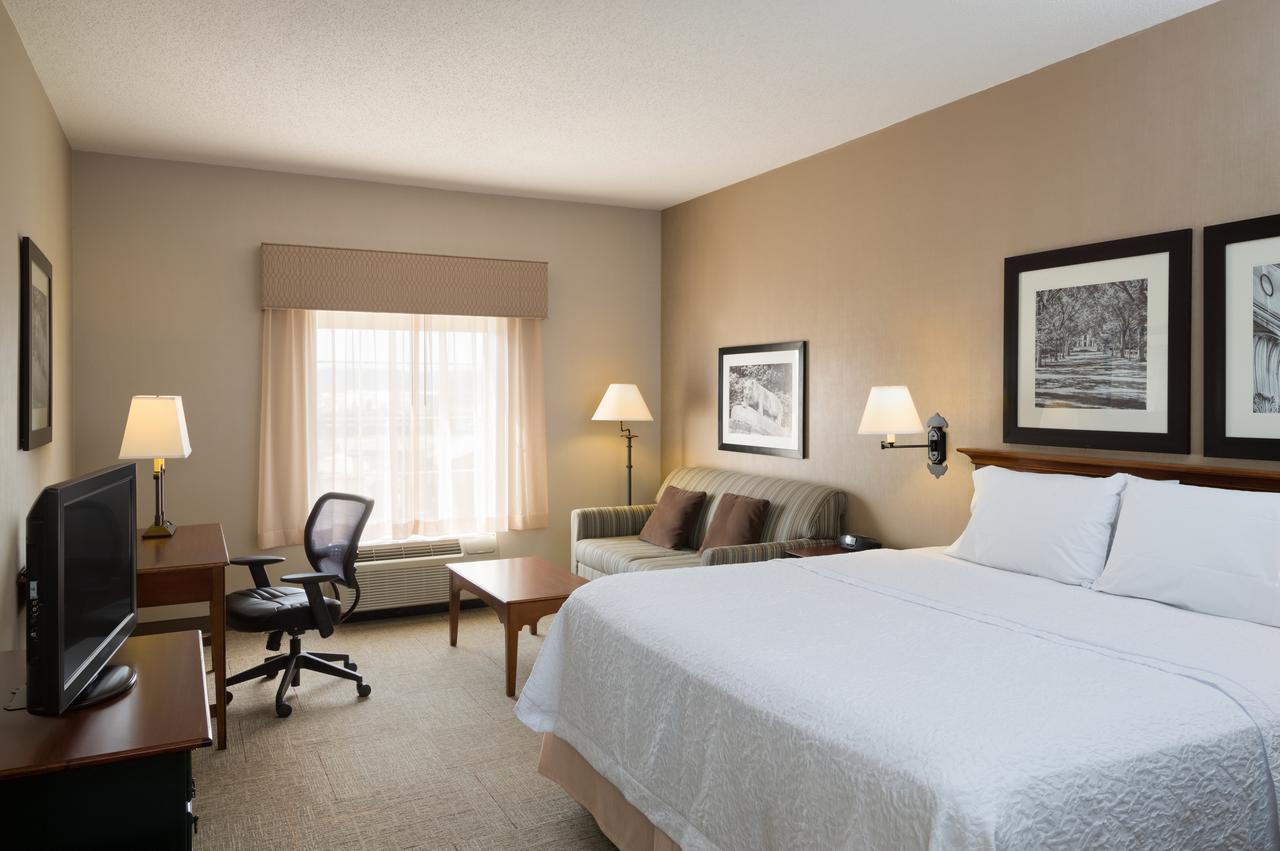 Hampton Inn & Suites State College At Williamsburg Square - thumb 19