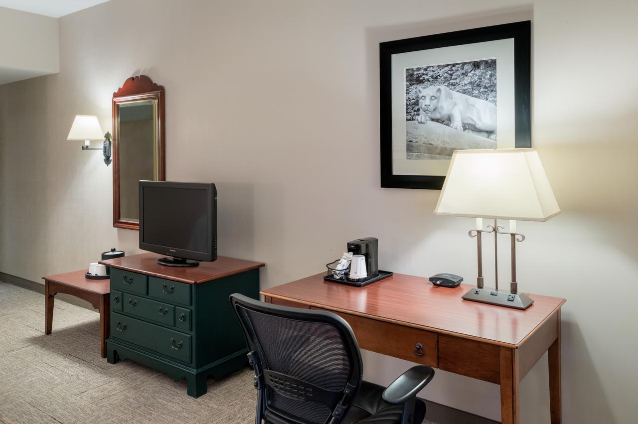 Hampton Inn & Suites State College At Williamsburg Square - thumb 18