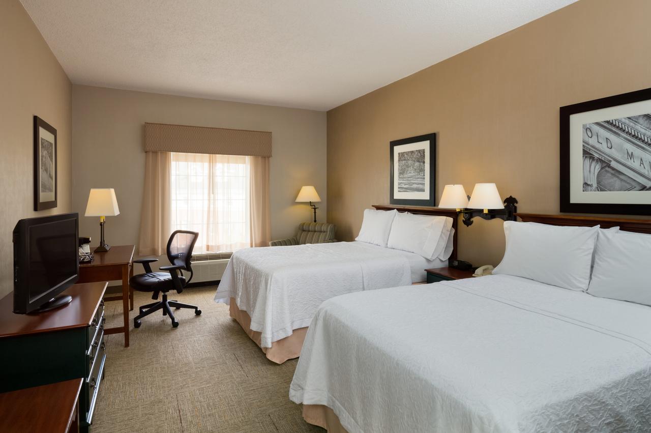 Hampton Inn & Suites State College At Williamsburg Square - thumb 16