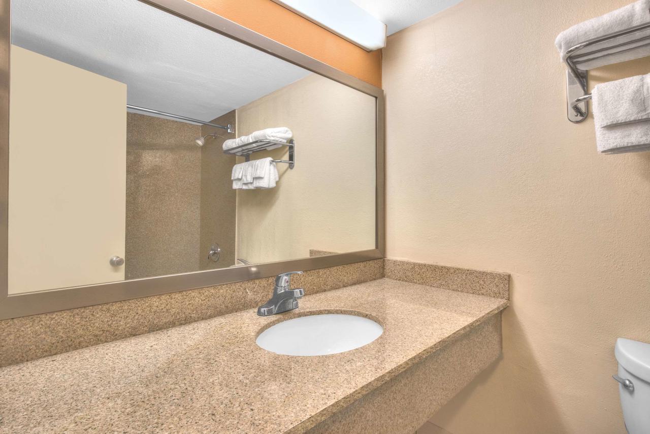 Days Inn By Wyndham New Cumberland/Harrisburg South - thumb 24