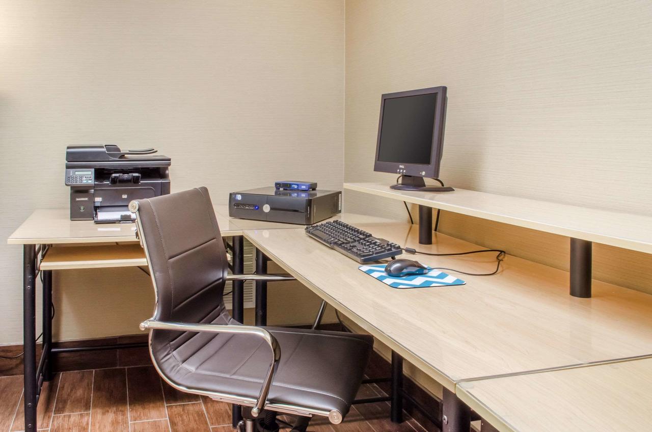 Comfort Inn West Hazleton - thumb 10