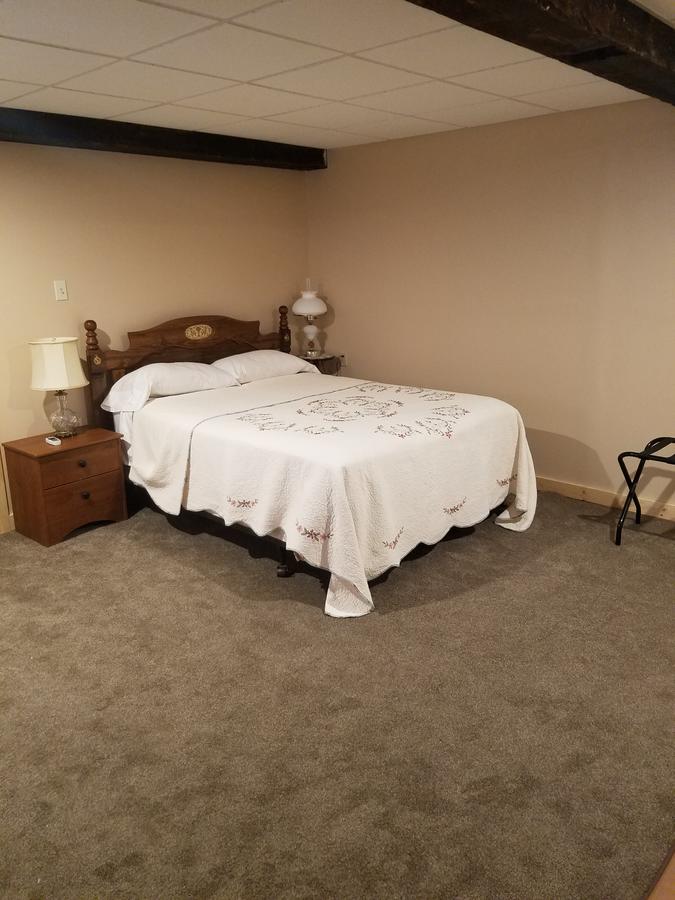 Beagle's Bed & Breakfast - thumb 1