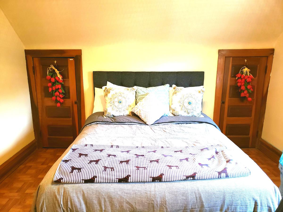 Furnished Apt In Historic Bethlehem - thumb 1