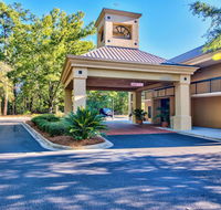 Clarion Inn  Suites Aiken - Accommodation Rooms