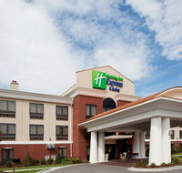 Holiday Inn Express  Suites - Hardeeville-Hilton Head - Accommodation Rooms
