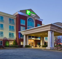 Holiday Inn Express & Suites I-26 & Us 29 At Westgate Mall - Accommodation Rooms