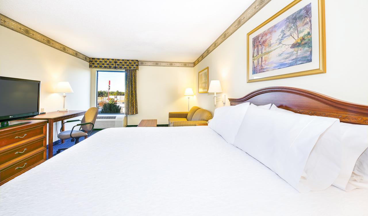 Hampton Inn Gaffney - thumb 20