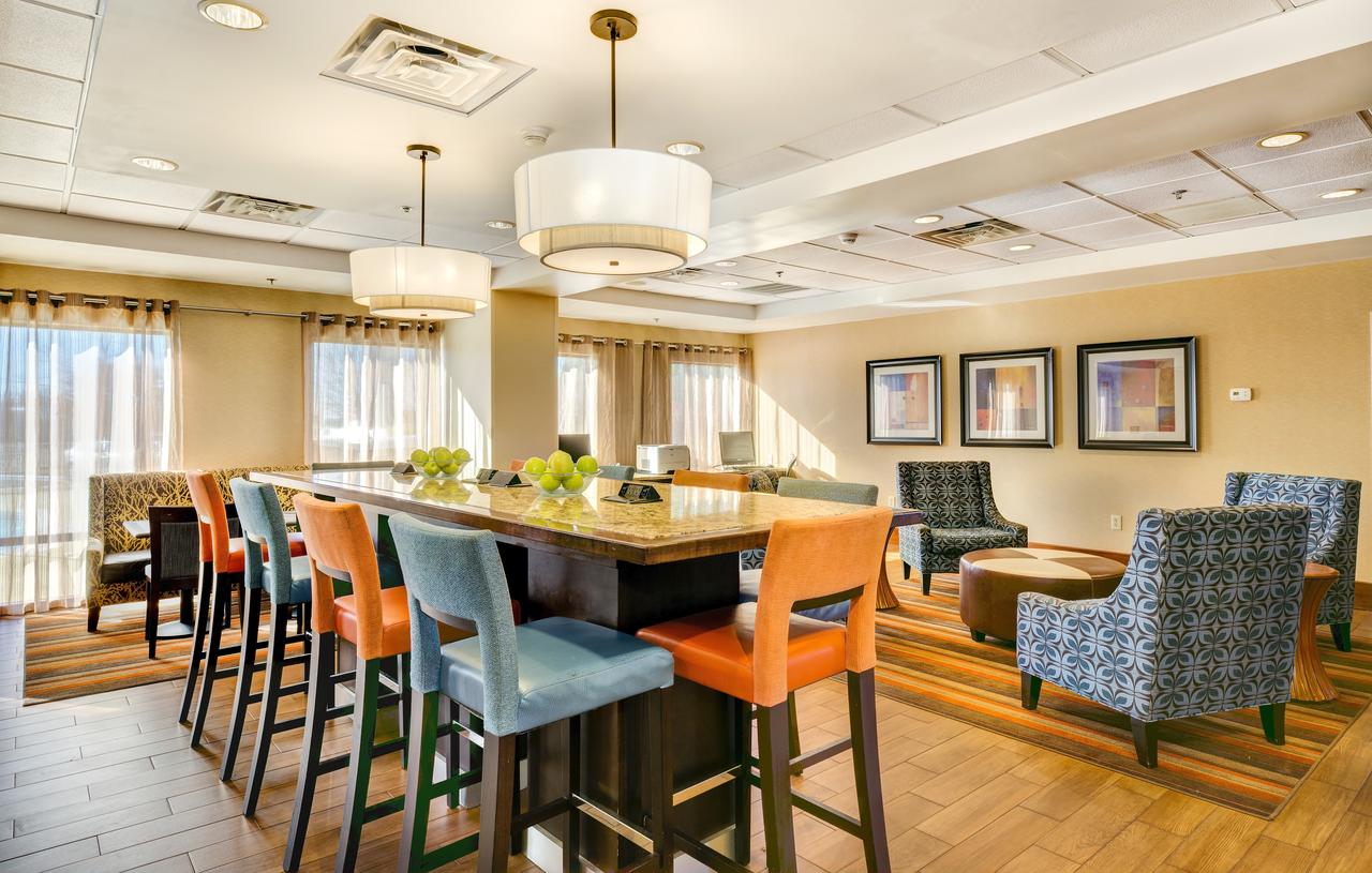 Hampton Inn Gaffney - thumb 24