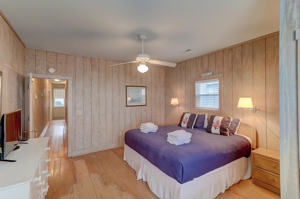 1027 West Ashley Home - thumb 17