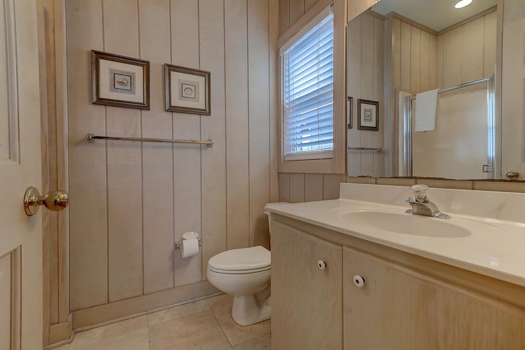 1027 West Ashley Home - thumb 28